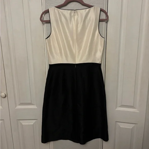 Vintage Ann Taylor 100% Silk Black And White Dress Bow Accent Size 4 - Picture 2 of 4